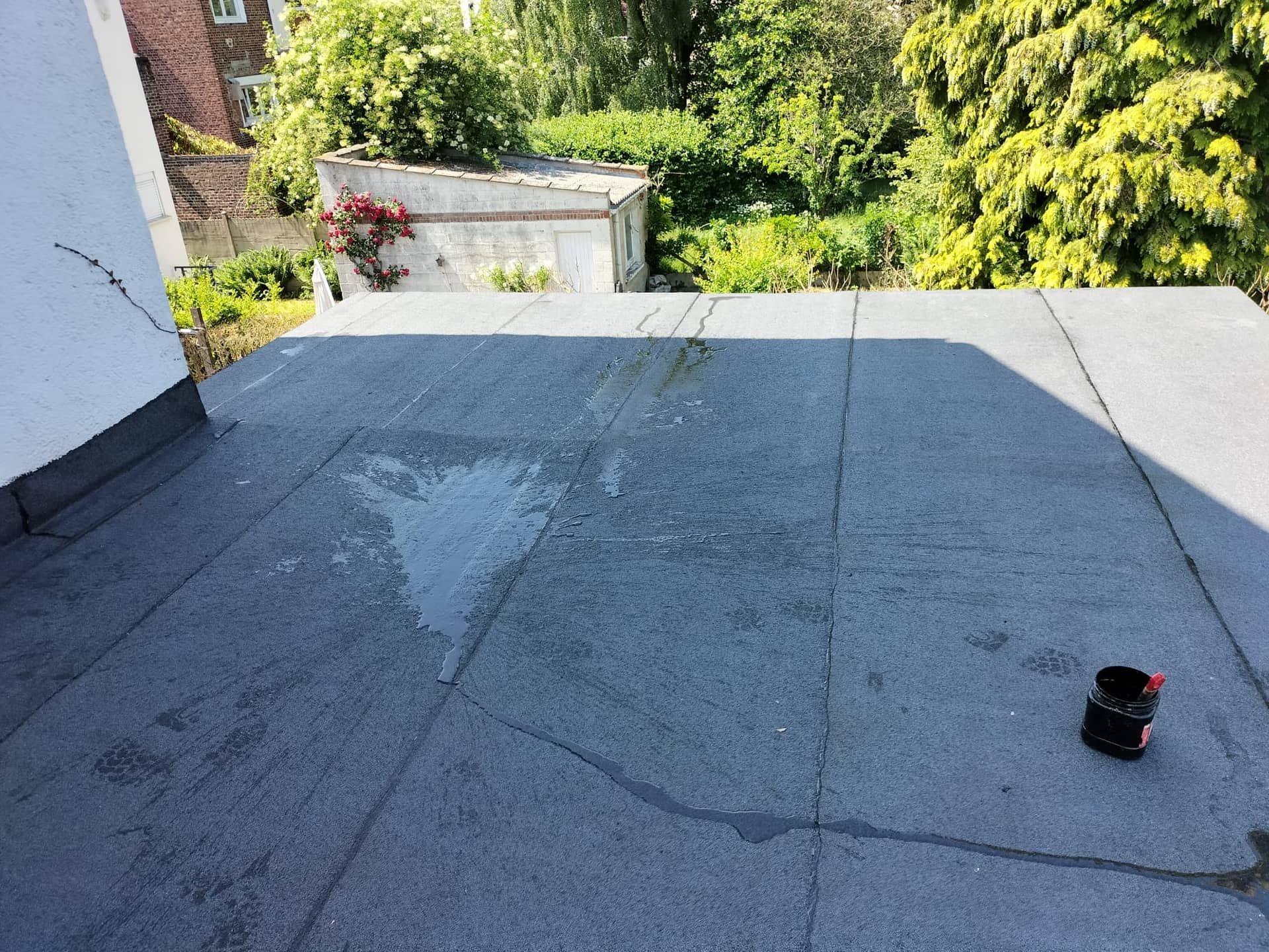 Membrane bitume neuve posée sur l'ensemble du toit-terrasse, Tourcoing 2026