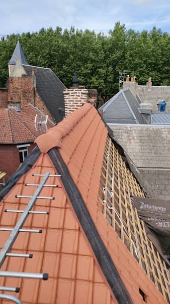 Réfection d'une toiture en tuile à Lille par BT'Étanche