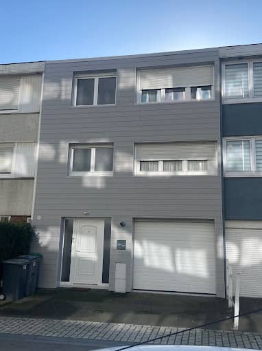 Installation de Bardage pour façade extérieure d'une maison à Lille 59000 réalisée par la société BT'Étanche