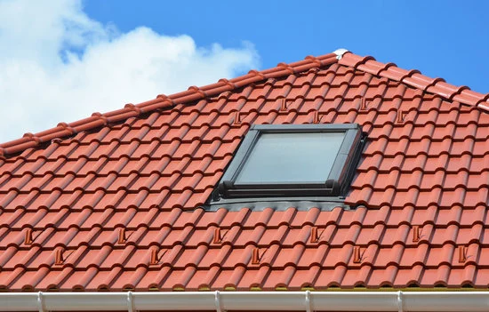Installation de velux pour la rénovation énergétique transition écologique